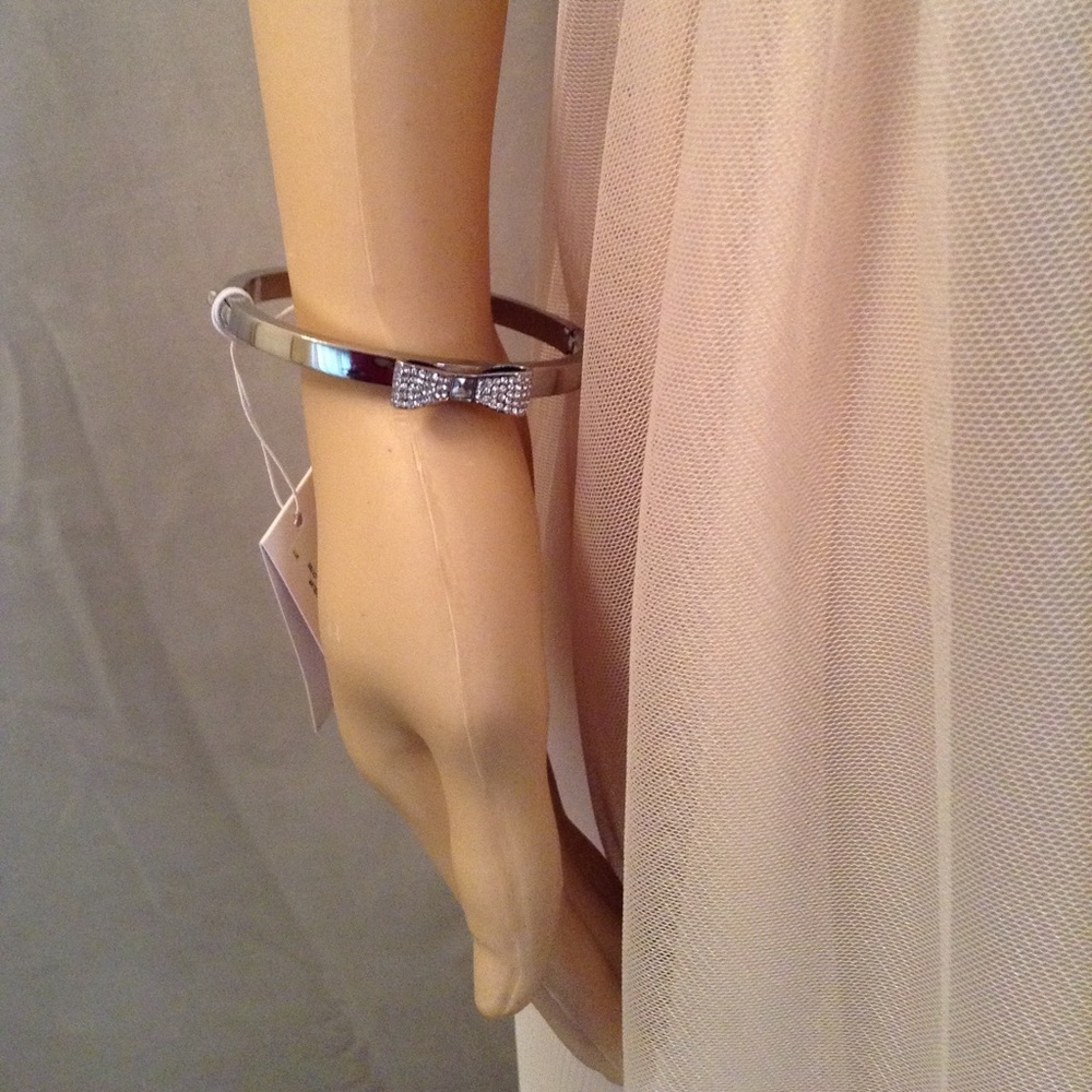 ❤️♠️Kate Spade Silver Pave Bow Bangle Bracelet - Picture 3 of 8